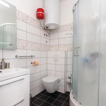 Three-bedroom In * 鲁巴达