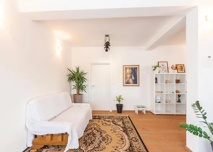 Apartament Three-bedroom In