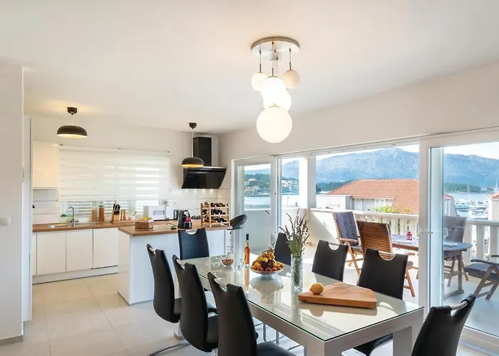 Apartament Three-bedroom In