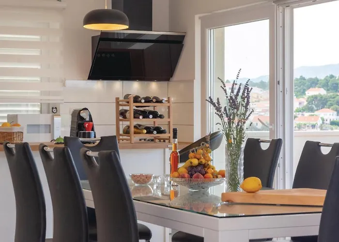 Appartement Three-bedroom In